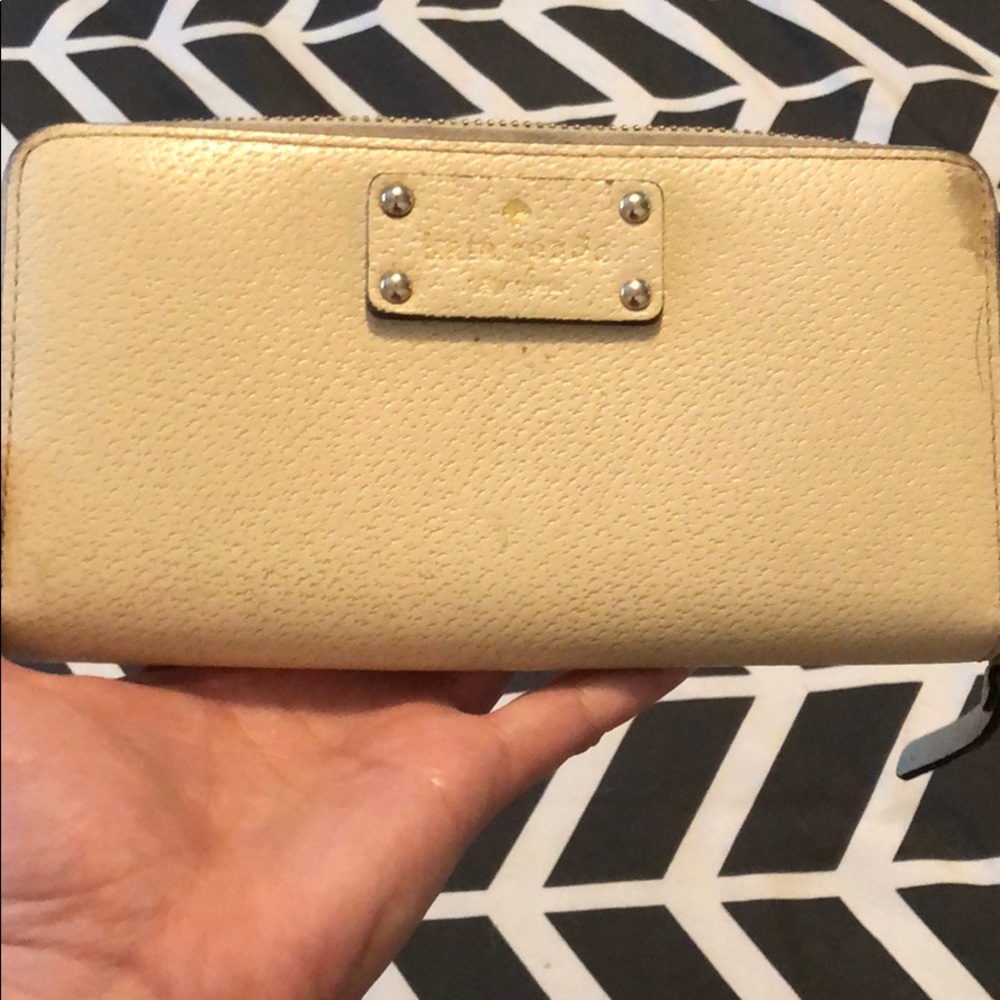 Kate Spade Wallet ♠️